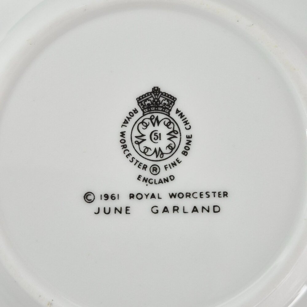 Royal Worcester June Garland Espresso Cup & Saucer 2 Sets, Pink & Purple Flower - Picture 9 of 12